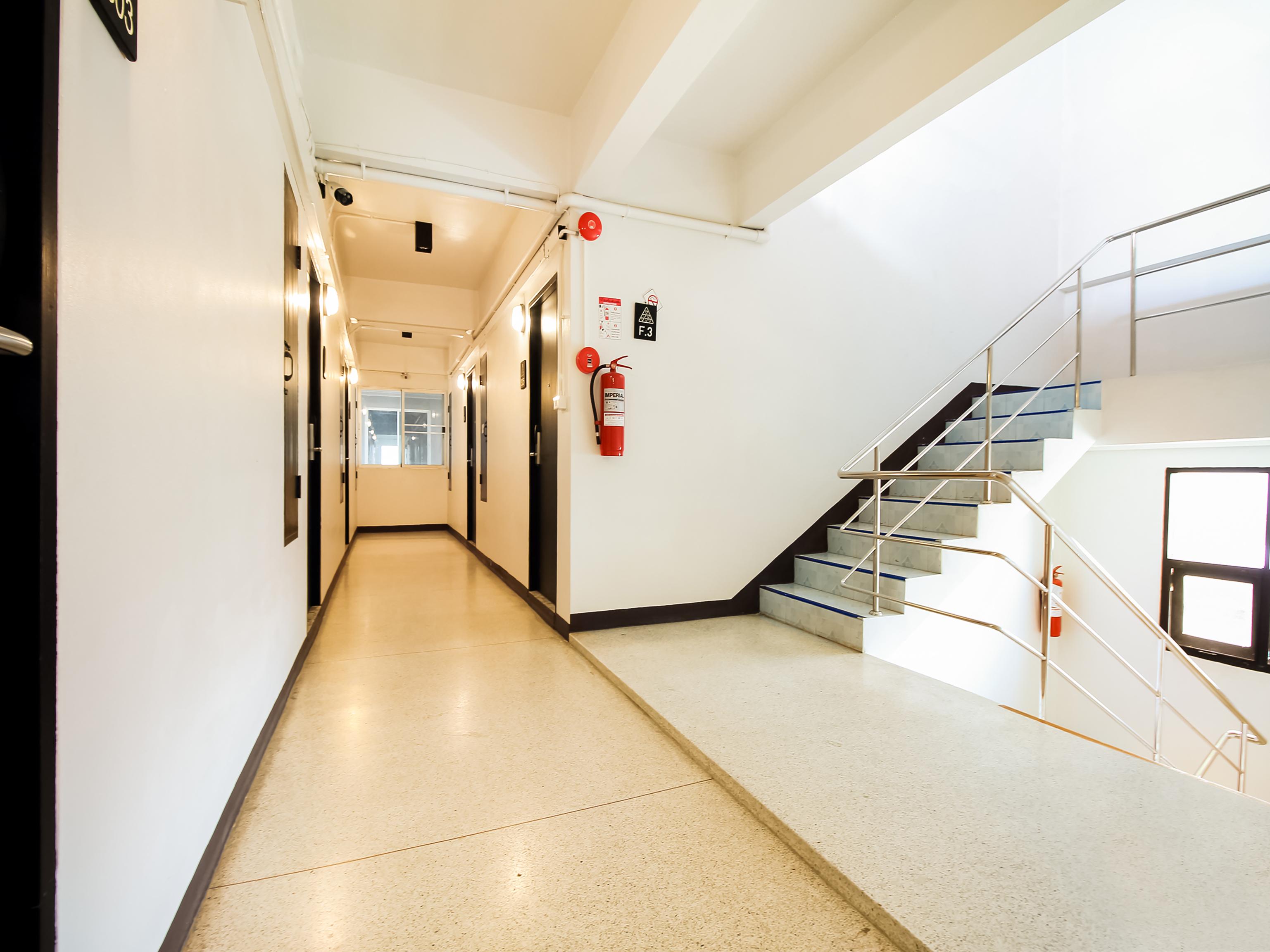 Kailub Rooms Hotel Бангкок Экстерьер фото